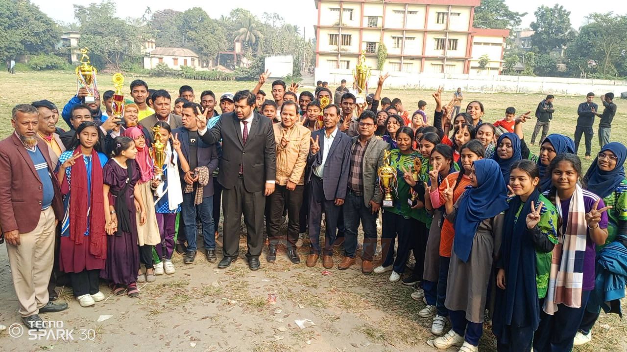 খেলাধুলা নিয়ম শৃংখলা শেখায় ইউএনও কেএম ইশমাম