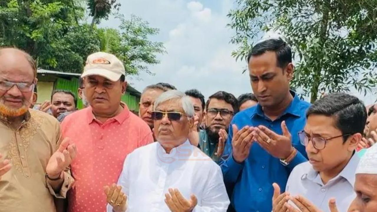 বিগত ১৭ বছর যে উন্নয়ন হয় নি, বিএনপির আড়াই মাসে সে উন্নয়ন হয়েছে: বরকত উল্লাহ বুলু 