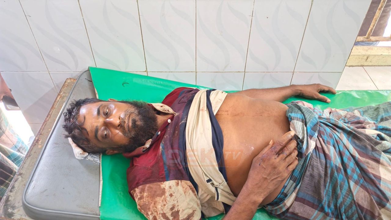 মতলব দক্ষিণে কিশোরীকে ধ'র্ষণ ভিডিও ভাইরাল, গনপিটুনি দিয়ে পুলিশে সোপর্দ