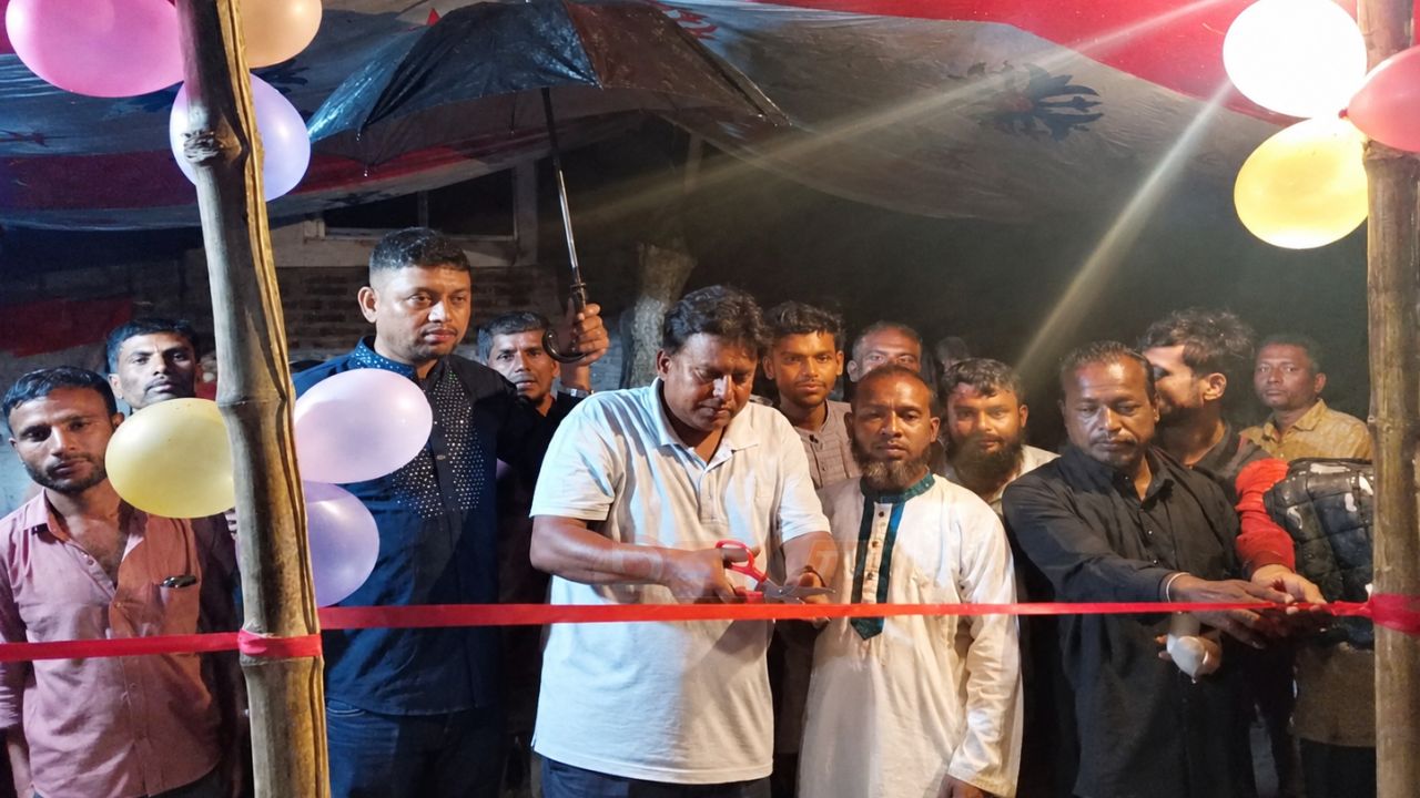 লক্ষীকলা টাইগার ক্লাবের উদ্বোধনে চেয়ারম্যান পদপ্রার্থী সহিদুল ইসলাম   ‎
